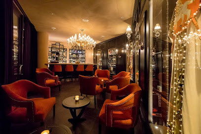 Pirosmani Cigar Lounge / Cocktail Bar, Frankfurt am Main
