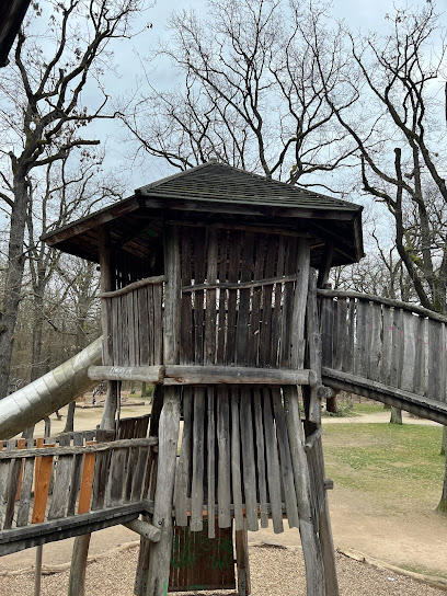 Spielplatz im Heinrich-Kraft Park, Frankfurt am Main