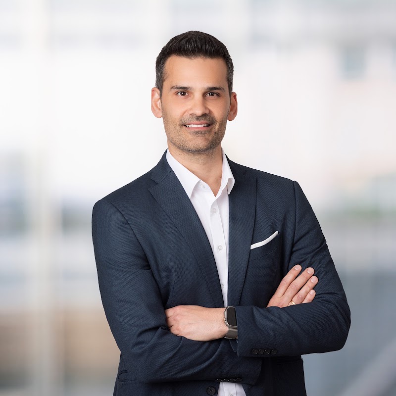 Dr. Emmanouil Nichlos, Frankfurt am Main
