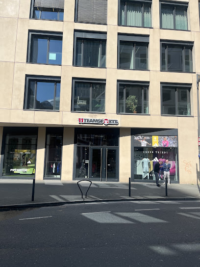 11teamsports Store Frankfurt (ehemals Outfitter), Frankfurt am Main