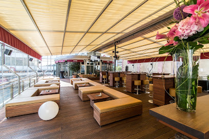 Mantis Roofgarden